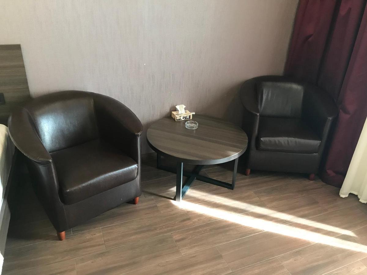 Caravan Hotel Erywań Zewnętrze zdjęcie